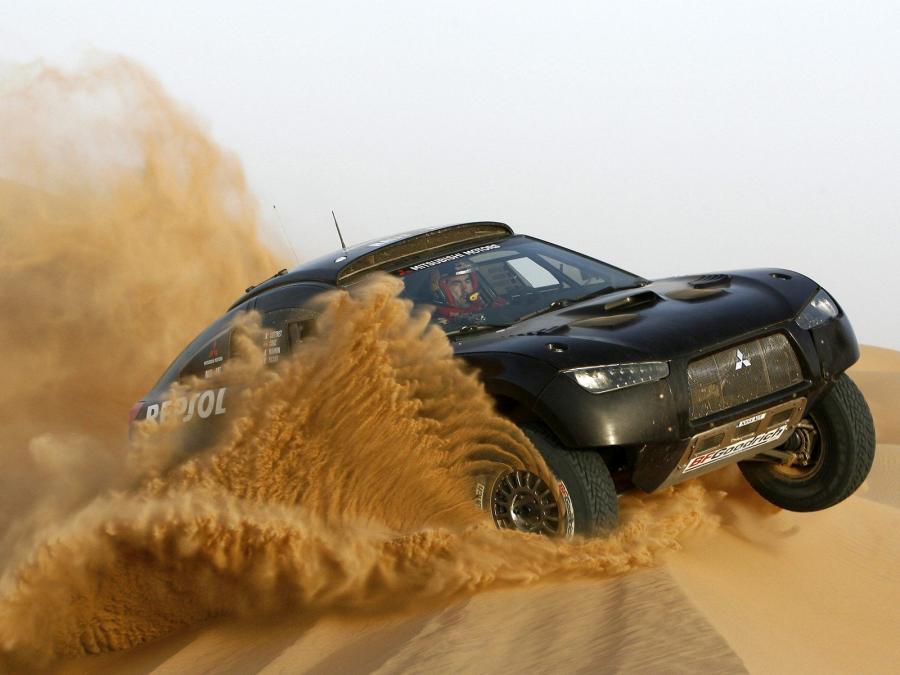  Mitsubishi Ralliart Racing Lancer 2008 года  (фото 12 из 27)